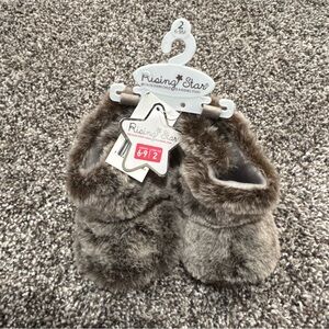 NEW! Rising Star Brown Faux Fur Baby Booties